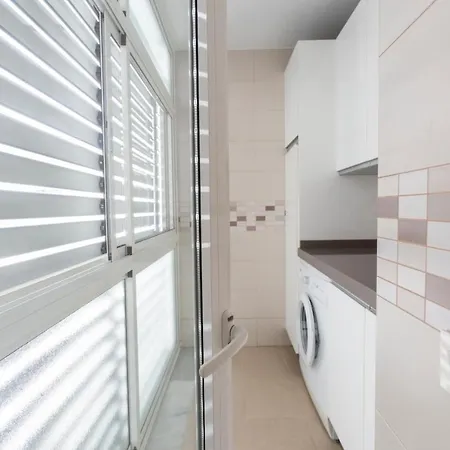 Luminoso En El Centro De 카디스