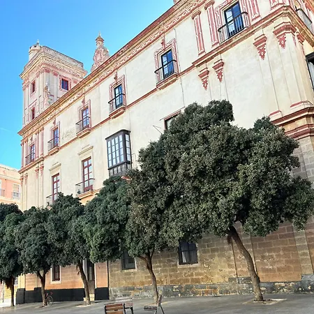 Luminoso En El Centro De *