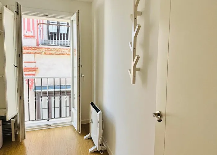 Luminoso En El Centro De Apartman Cádiz